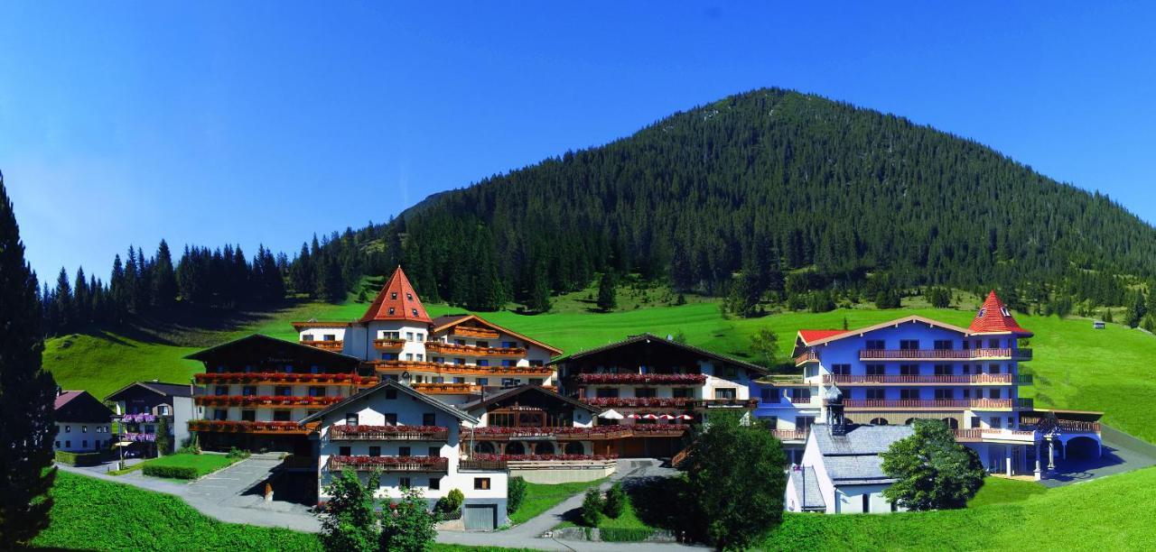 Hotel Thaneller Stadl Braeu Berwang Exterior photo