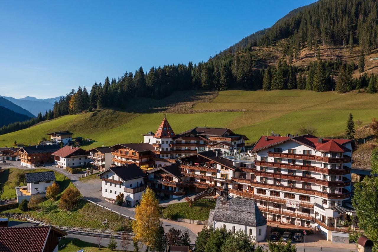 Hotel Thaneller Stadl Braeu Berwang Exterior photo